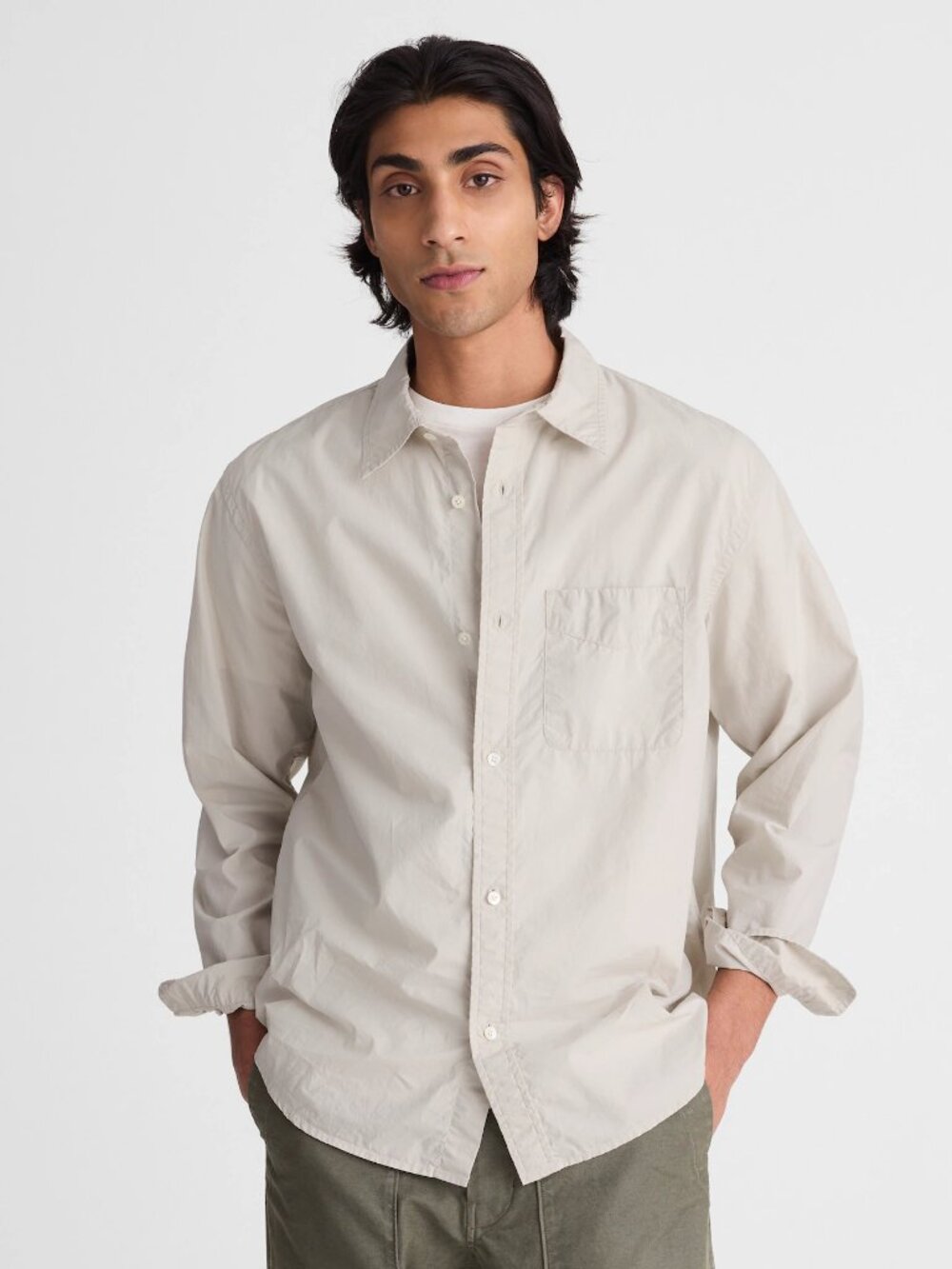 Button-Up Shirt in Crisp Poplin